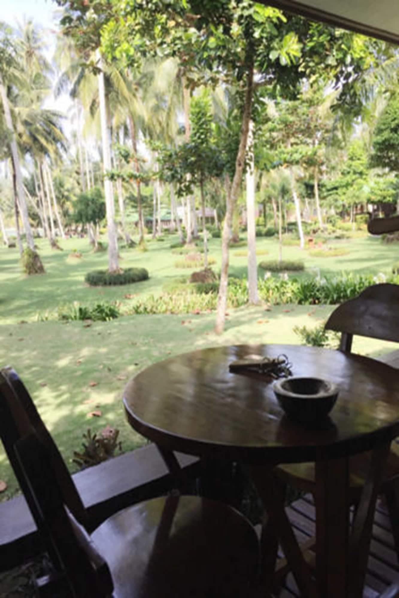 Dusita Koh Kood Resort Ko Kut Exterior foto